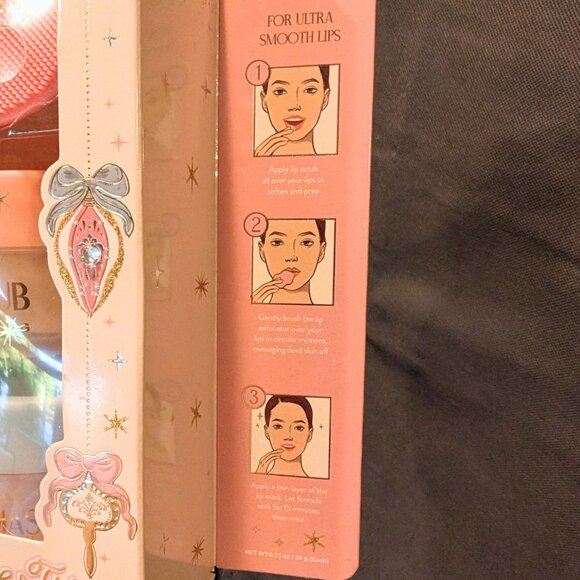 Nicole Miller Lip Care Trio Set – Exfoliator • Lip Scrub • Lip Mask NWT Gift! - Picture 7 of 7